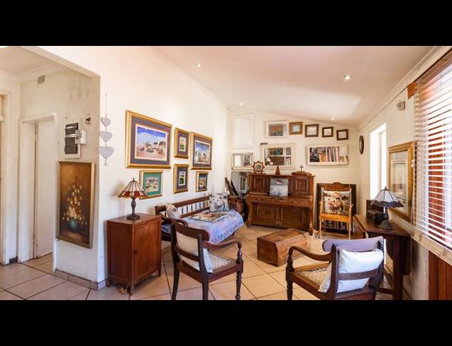 3 BEDROOM HOUSE FOR SALE IN KENSINGTON